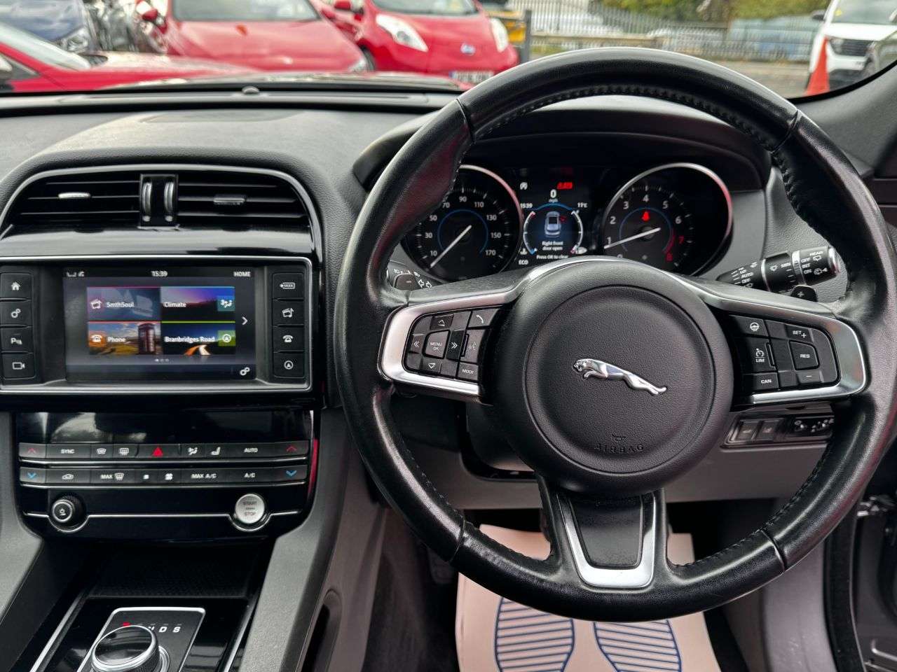 2018 JAGUAR F-PACE 2018 JAGUAR F-PACE