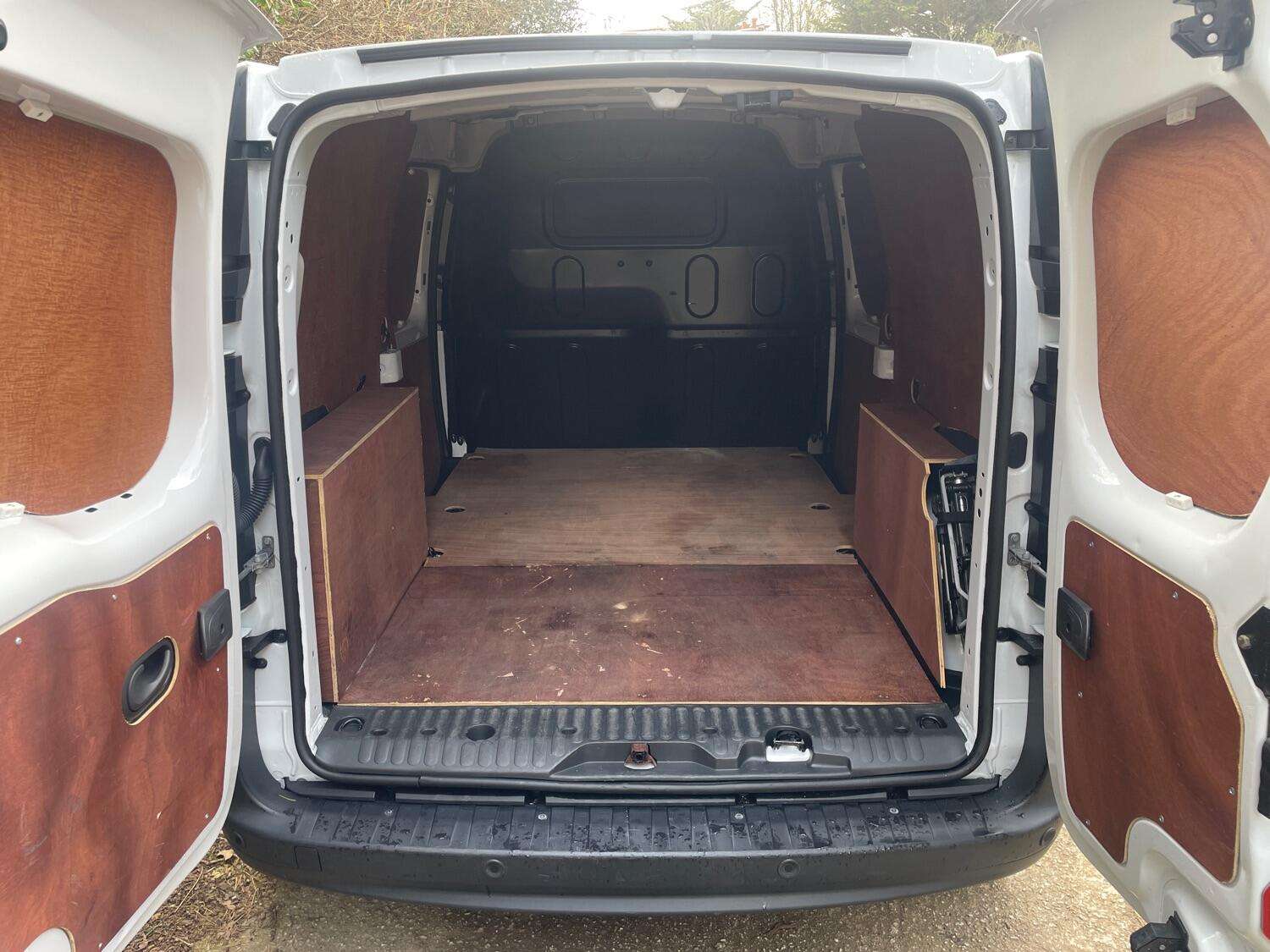 2020 NISSAN NV250 2020 NISSAN NV250