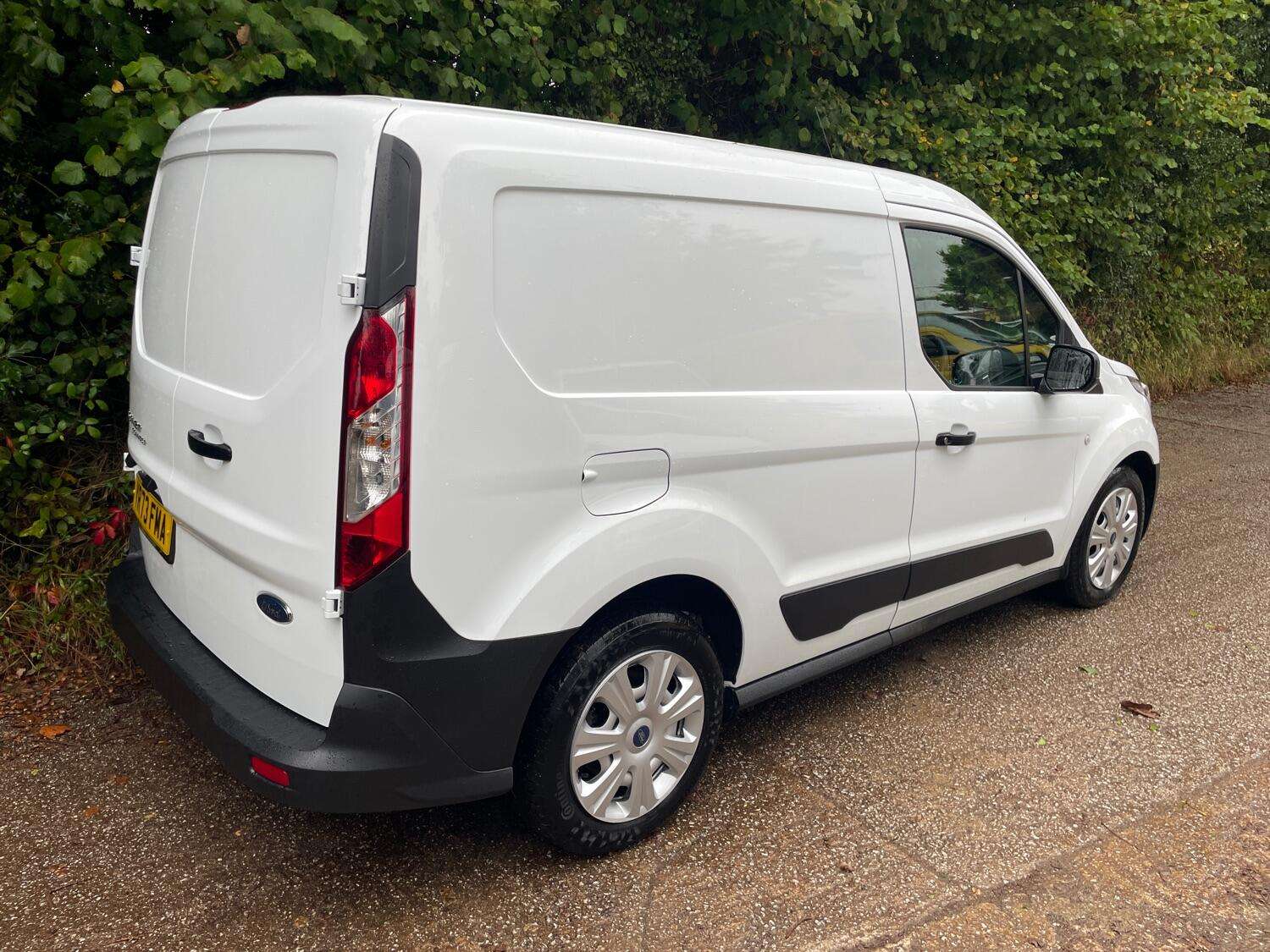 A 2023 FORD TRANSIT CONNECT 1.5 Transit Connect Leader Van SWB 220 L1 1.5L EcoBlue 100PS FWD 6 Speed Manual A 2023 FORD TRANSIT CONNECT 1.5 Transit Connect Leader Van SWB 220 L1 1.5L EcoBlue 100PS FWD 6 Speed Manual