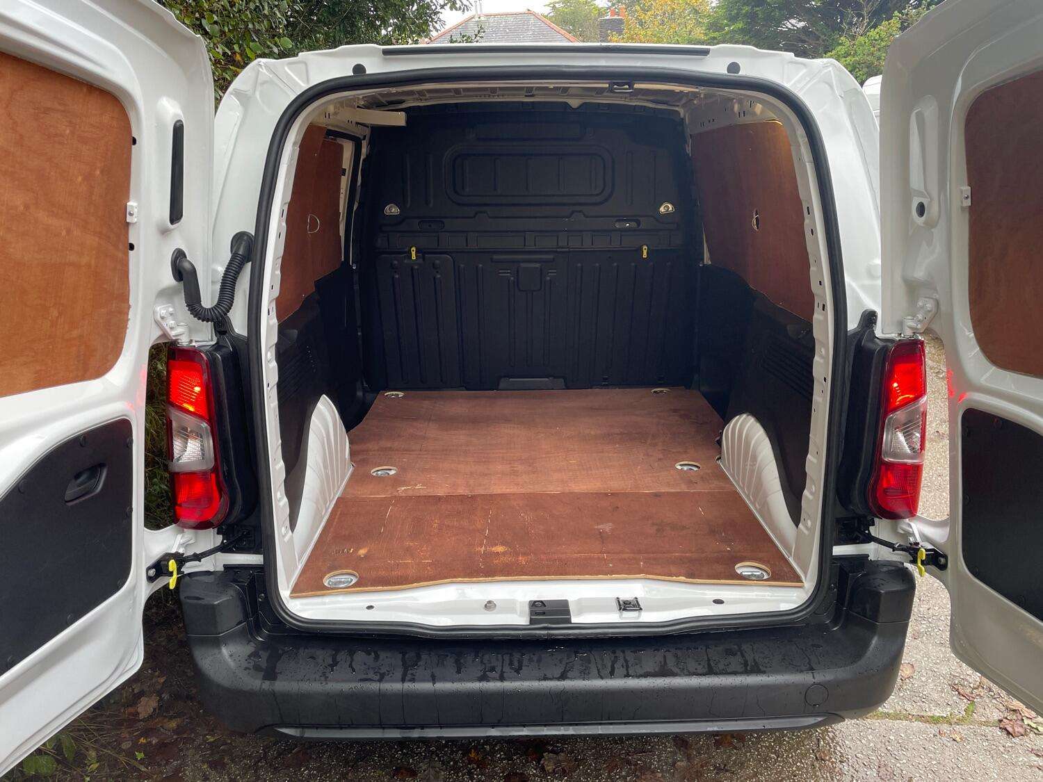 2019 PEUGEOT PARTNER 2019 PEUGEOT PARTNER