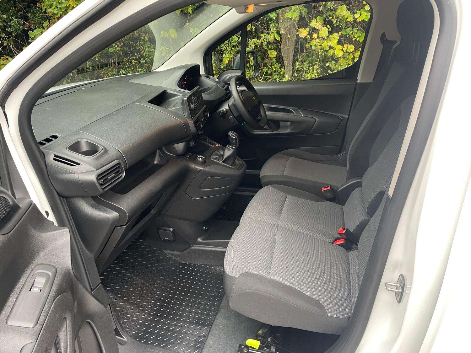 2019 PEUGEOT PARTNER 2019 PEUGEOT PARTNER