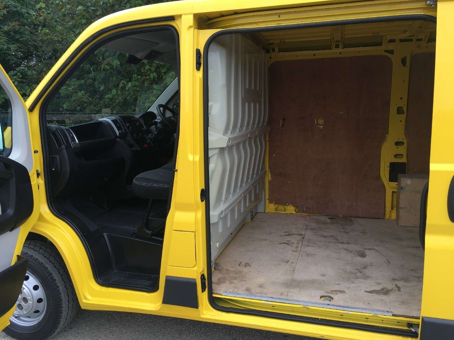 A 2015 FIAT DUCATO Multijet 110 L1H1 SWB 30 A 2015 FIAT DUCATO Multijet 110 L1H1 SWB 30