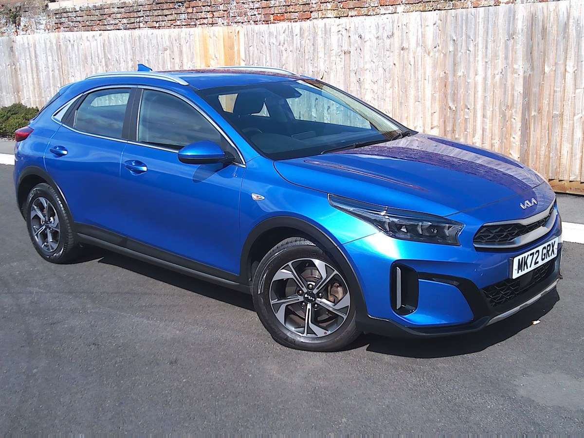 Check out this Kia Xceed 2022 Petrol Manual