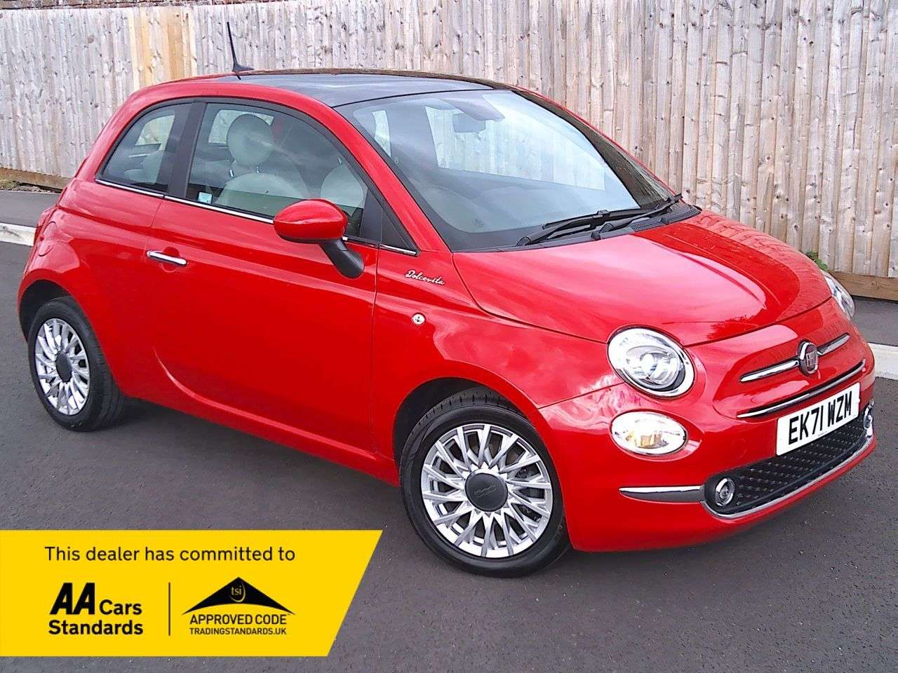 2021 FIAT 500 2021 FIAT 500