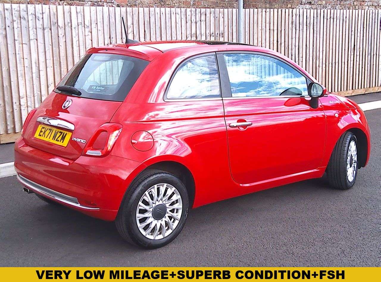 2021 FIAT 500 2021 FIAT 500