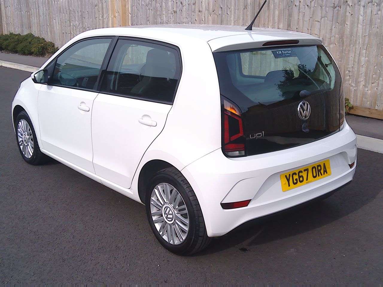 2017 VOLKSWAGEN UP! 2017 VOLKSWAGEN UP!