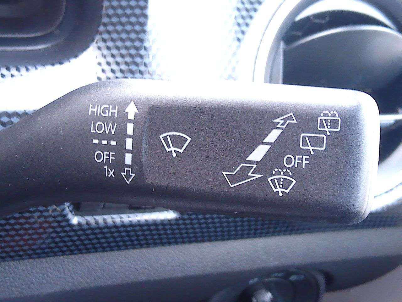 2017 VOLKSWAGEN UP! 2017 VOLKSWAGEN UP!