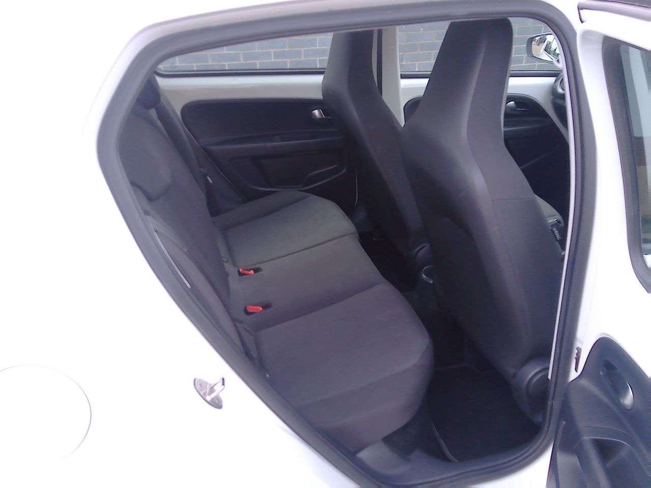 2017 VOLKSWAGEN UP! 2017 VOLKSWAGEN UP!