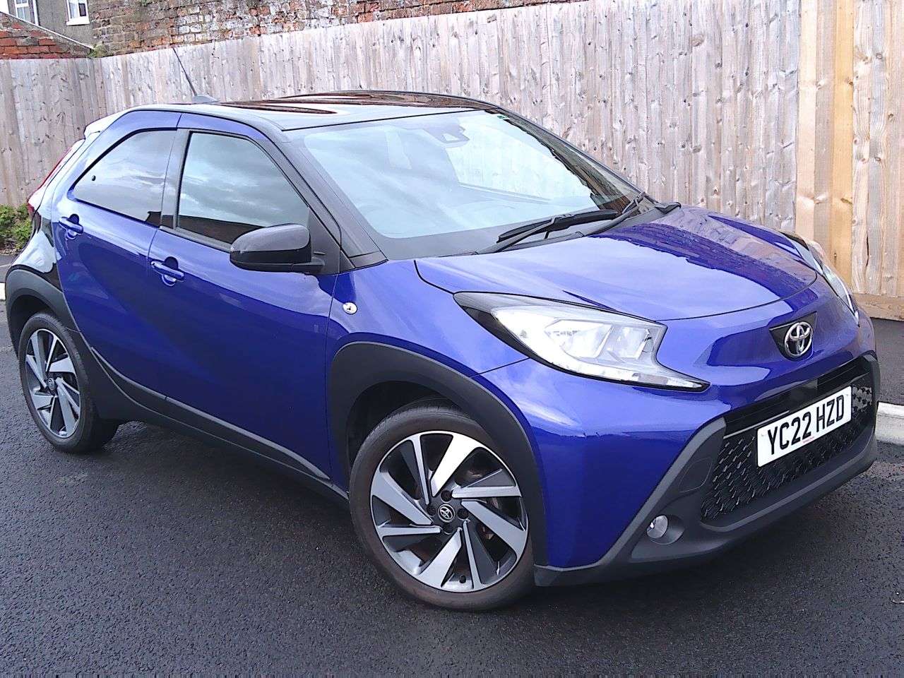 2022 TOYOTA AYGO X 2022 TOYOTA AYGO X