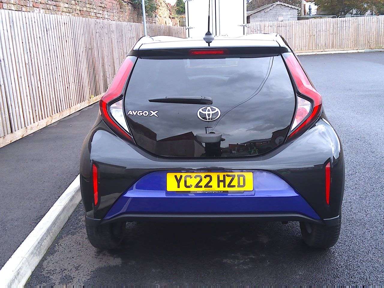 2022 TOYOTA AYGO X 2022 TOYOTA AYGO X