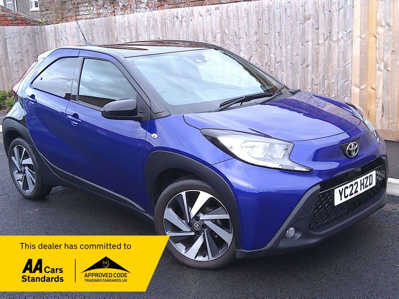 2022 TOYOTA AYGO X 2022 TOYOTA AYGO X