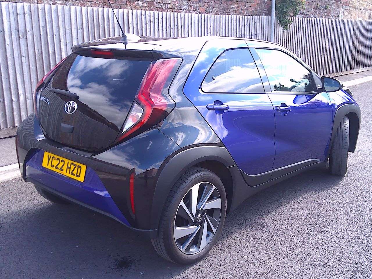 2022 TOYOTA AYGO X 2022 TOYOTA AYGO X