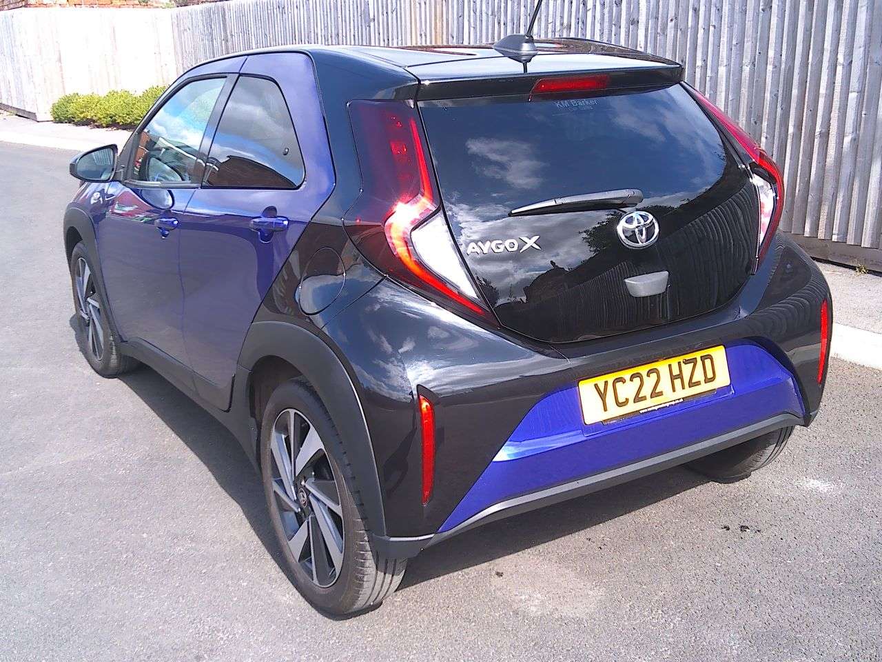 2022 TOYOTA AYGO X 2022 TOYOTA AYGO X