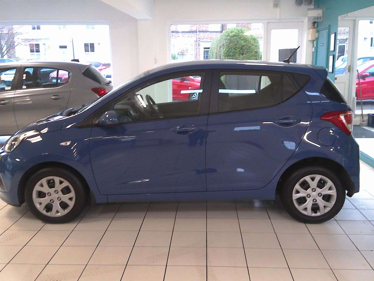 2016 HYUNDAI I10 2016 HYUNDAI I10