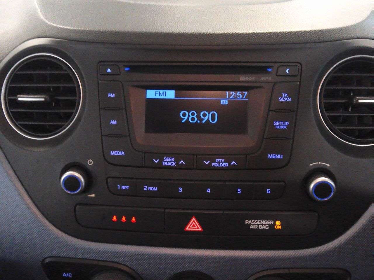 2016 HYUNDAI I10 2016 HYUNDAI I10