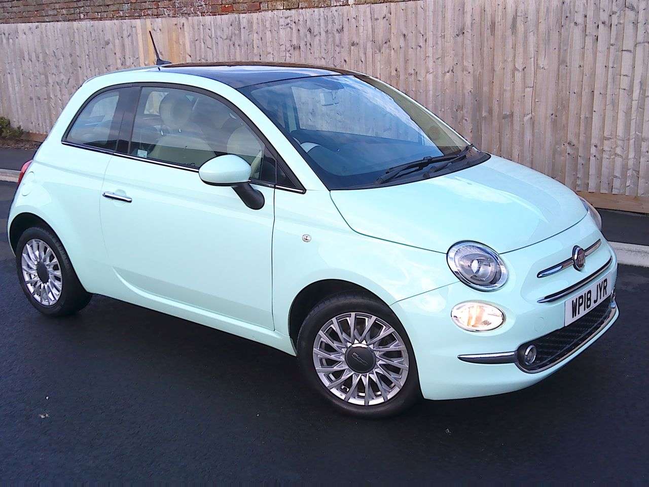 2018 FIAT 500 2018 FIAT 500