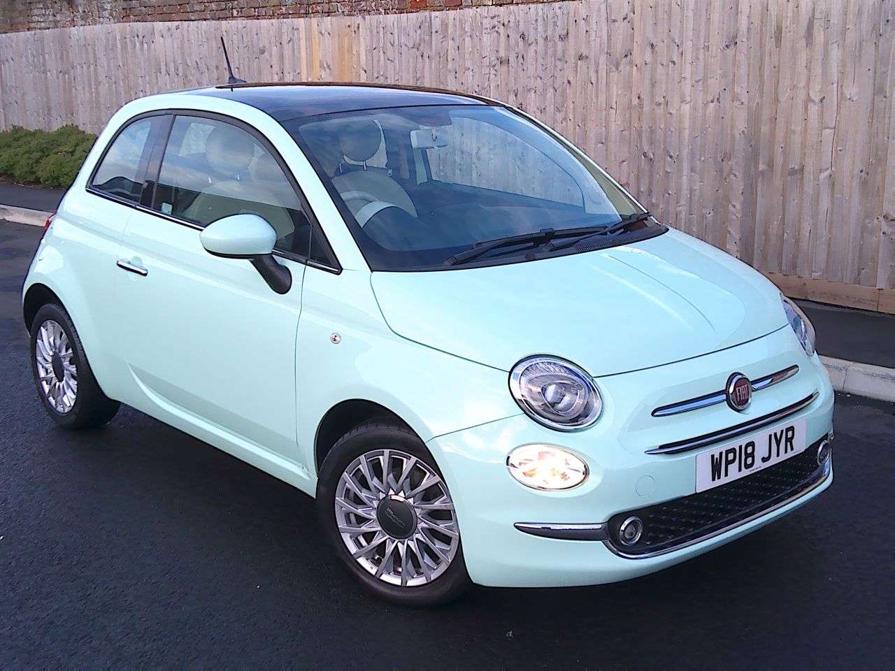 2018 FIAT 500 2018 FIAT 500