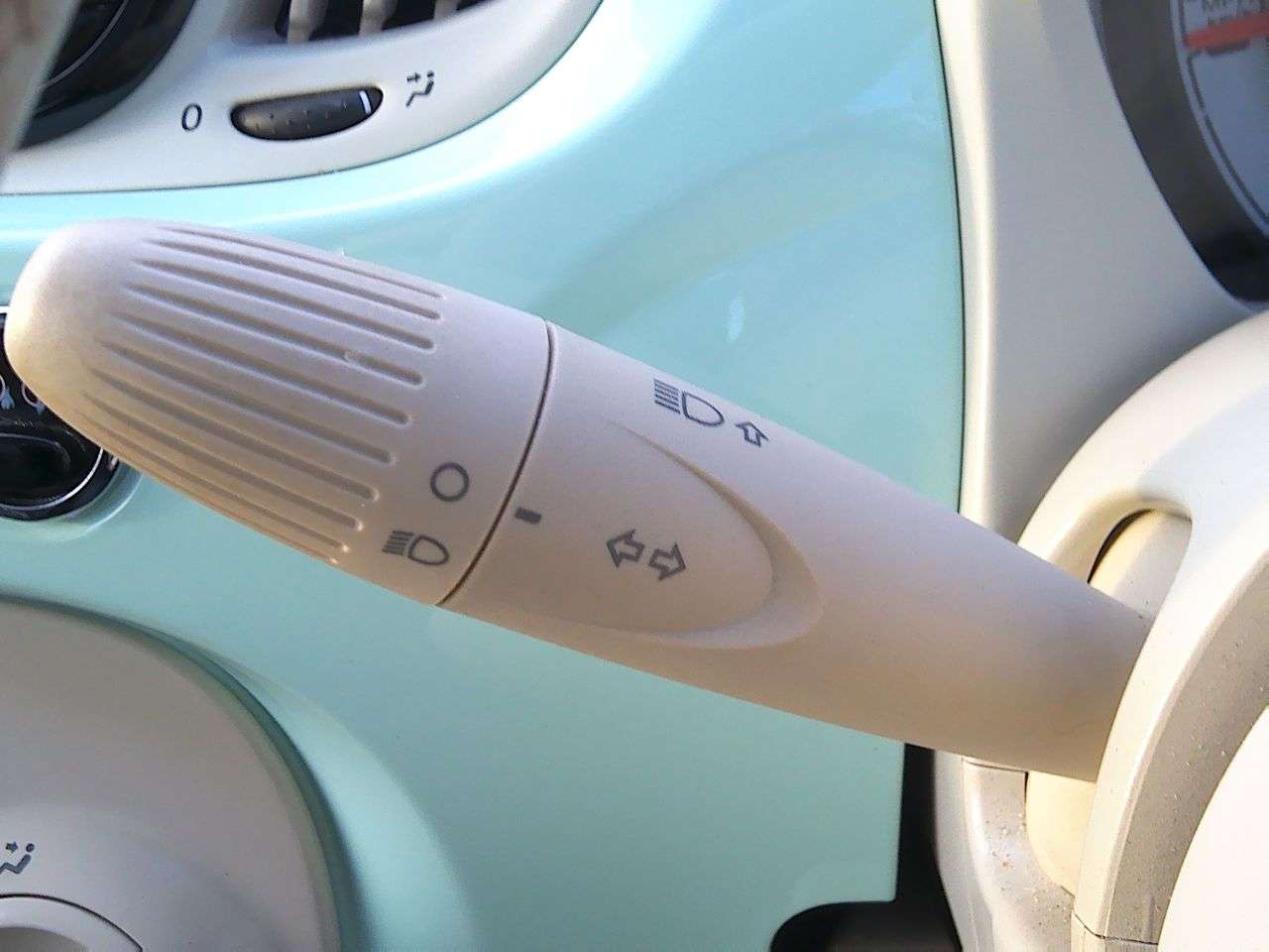 2018 FIAT 500 2018 FIAT 500