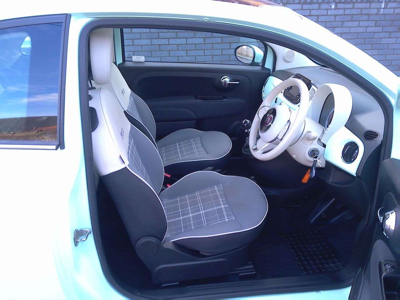 2018 FIAT 500 2018 FIAT 500