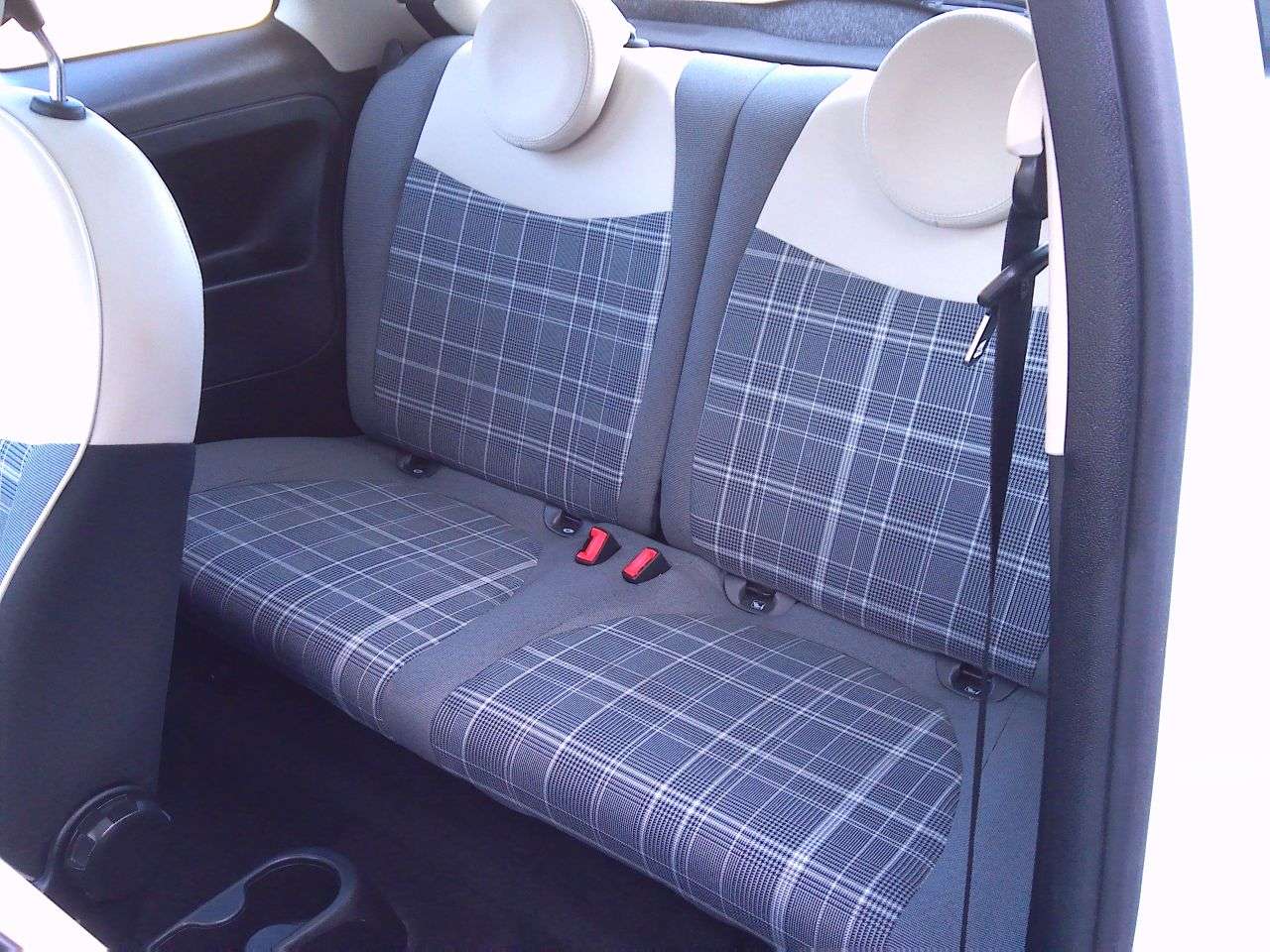 2018 FIAT 500 2018 FIAT 500