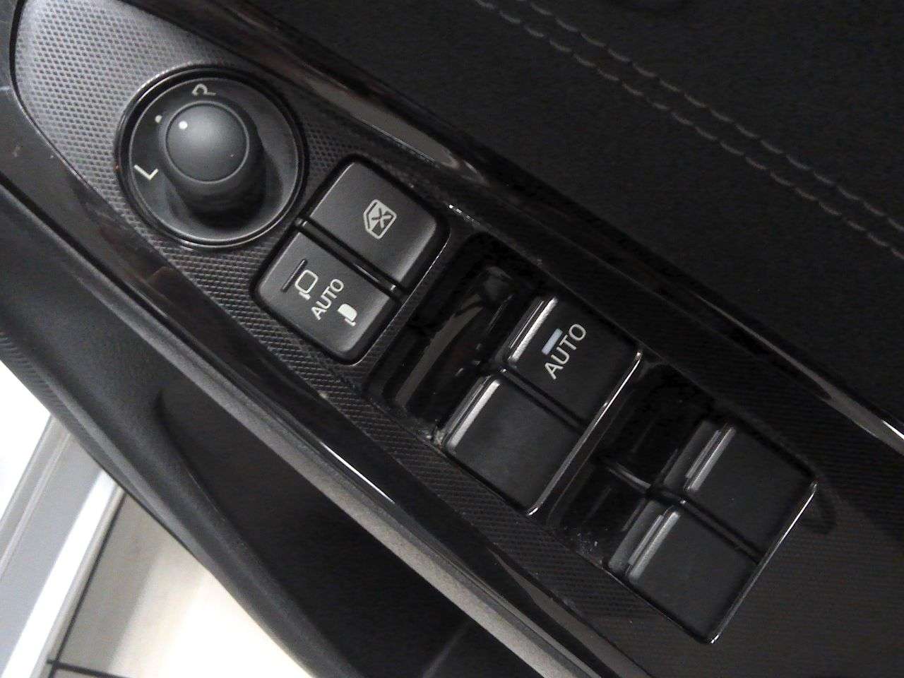 2019 MAZDA MAZDA2 2019 MAZDA MAZDA2