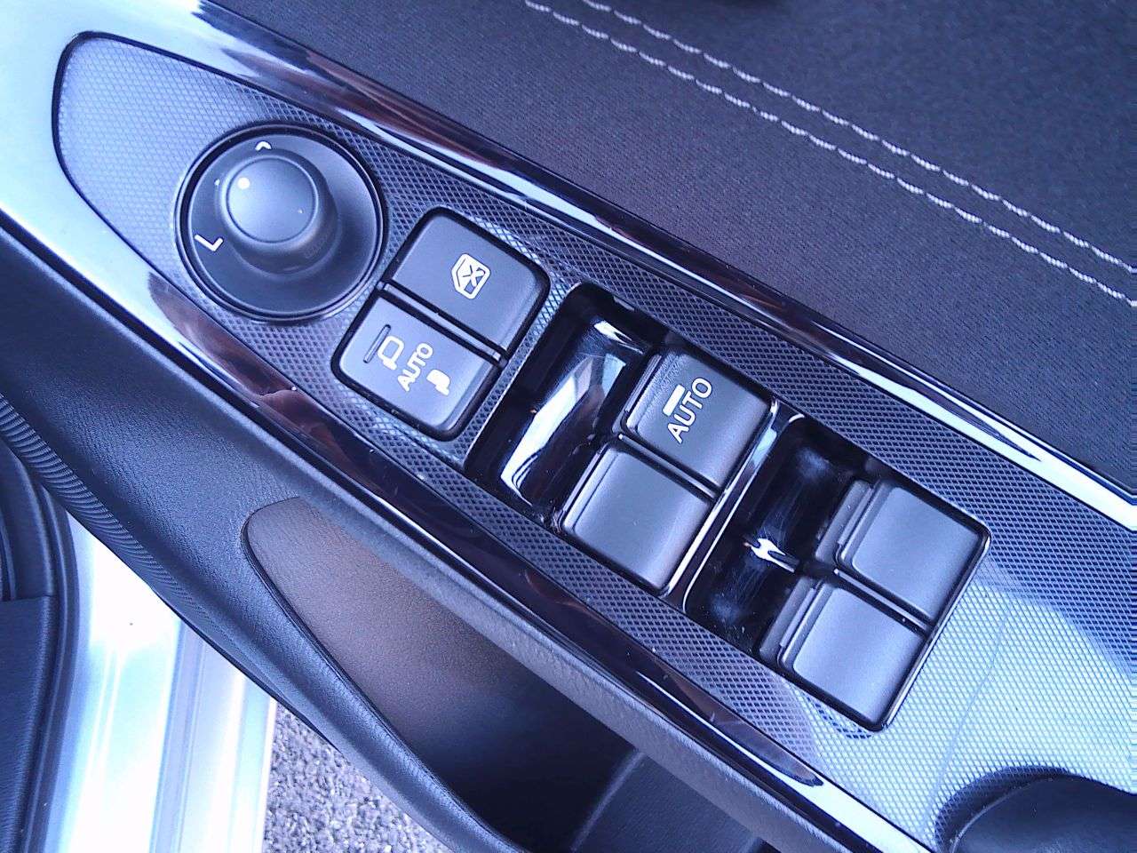 2019 MAZDA MAZDA2 2019 MAZDA MAZDA2