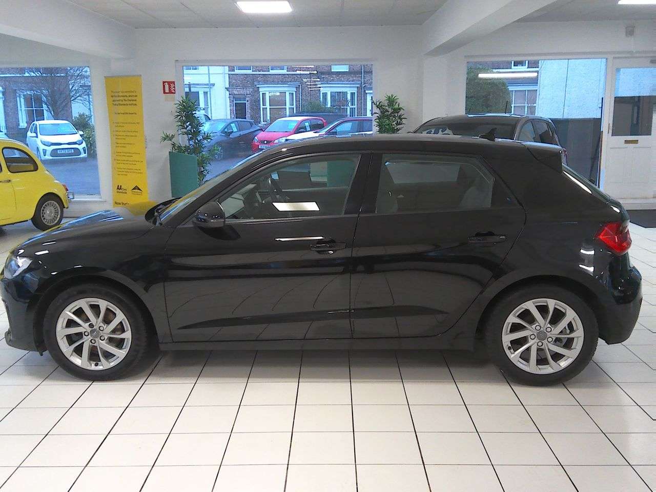 A 2019 AUDI A1 1.0 TFSI 30 Sport Sportback 5dr Petrol S Tronic Euro 6 (s/s) (116 ps) SERVI A 2019 AUDI A1 1.0 TFSI 30 Sport Sportback 5dr Petrol S Tronic Euro 6 (s/s) (116 ps) SERVI