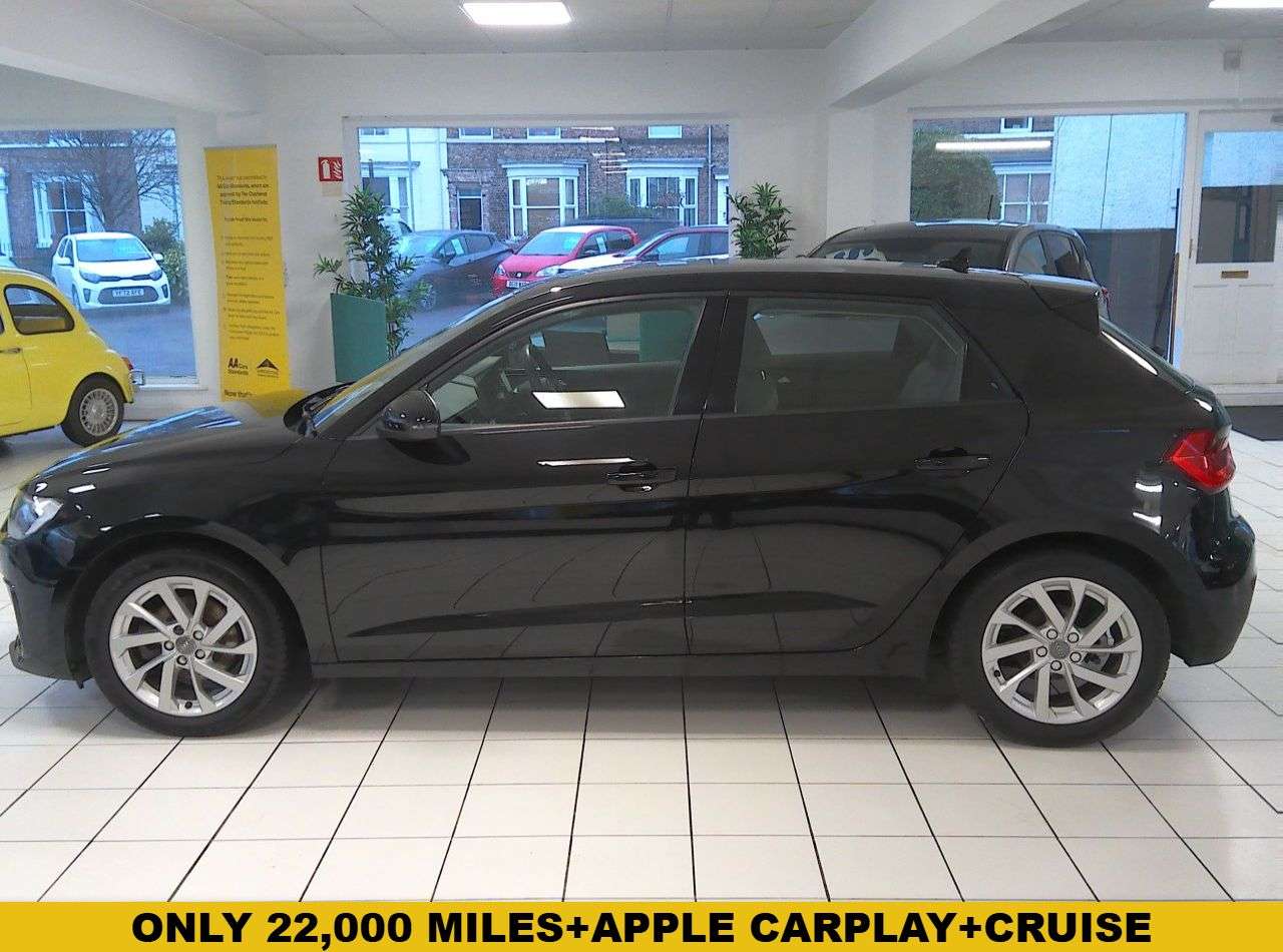 A 2019 AUDI A1 1.0 TFSI 30 Sport Sportback 5dr Petrol S Tronic Euro 6 (s/s) (116 ps) SERVI A 2019 AUDI A1 1.0 TFSI 30 Sport Sportback 5dr Petrol S Tronic Euro 6 (s/s) (116 ps) SERVI