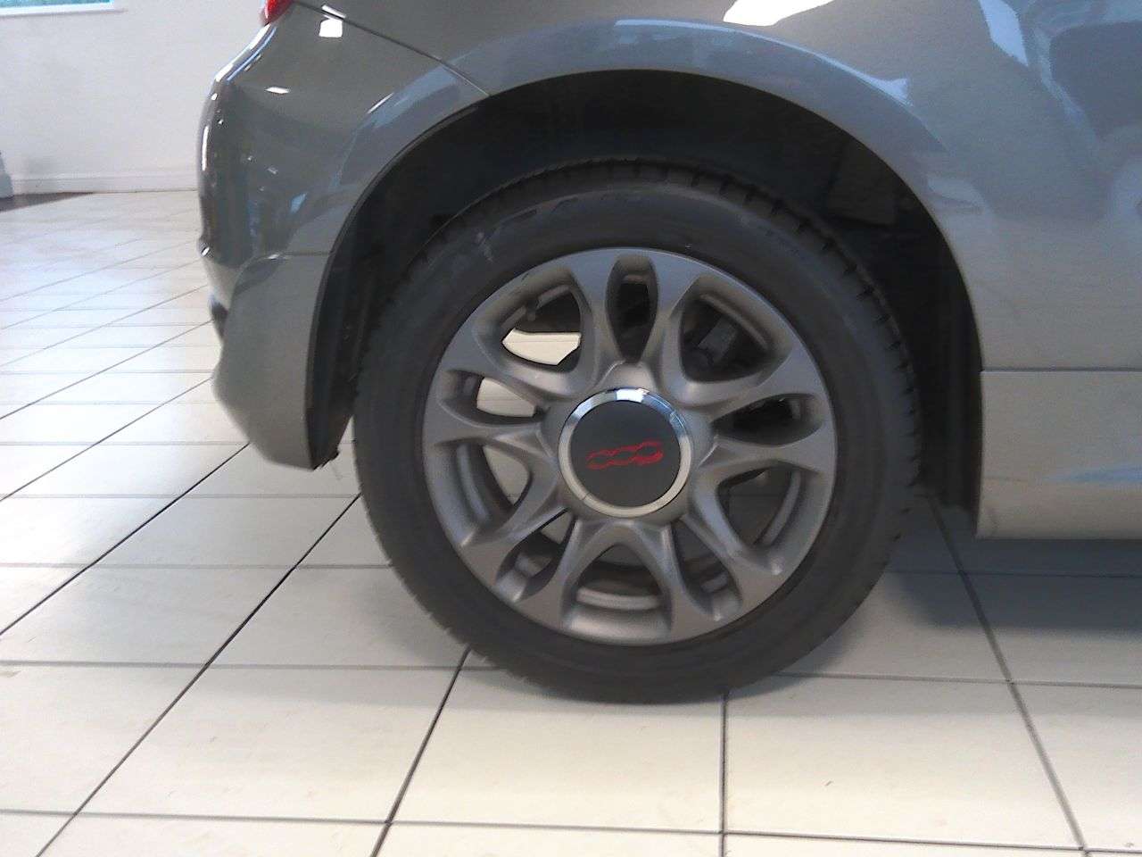 2019 FIAT 500 2019 FIAT 500