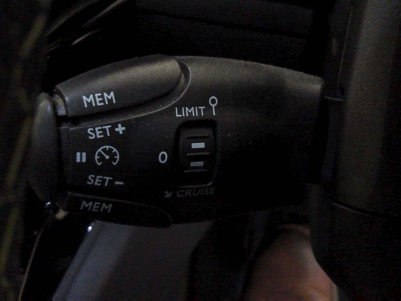 2022 PEUGEOT 208 2022 PEUGEOT 208