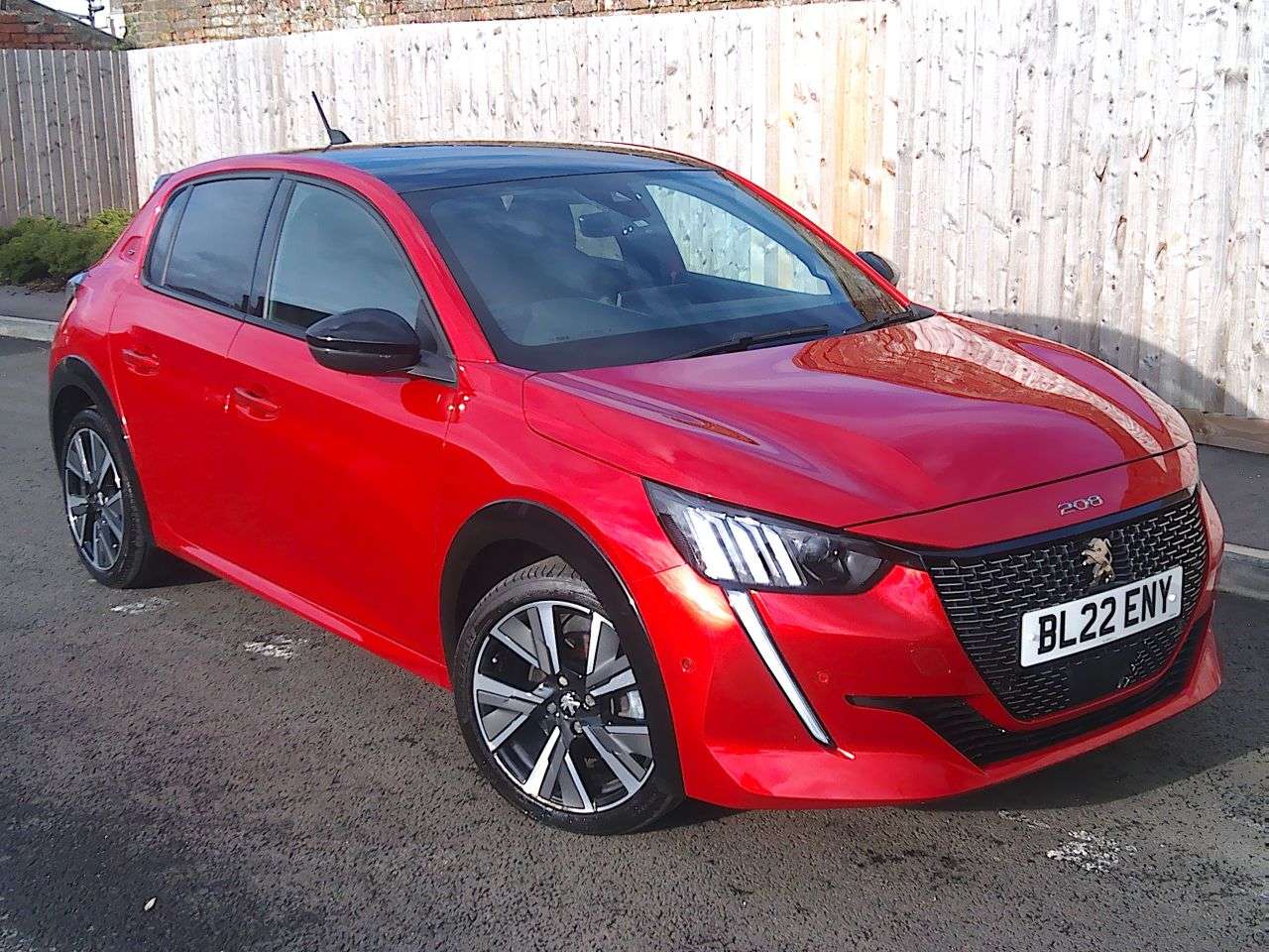 A 2022 PEUGEOT 208 1.2 PureTech GT Hatchback 5dr Petrol Manual Euro 6 (s/s) (100 ps) SERVICE,1 A 2022 PEUGEOT 208 1.2 PureTech GT Hatchback 5dr Petrol Manual Euro 6 (s/s) (100 ps) SERVICE,1