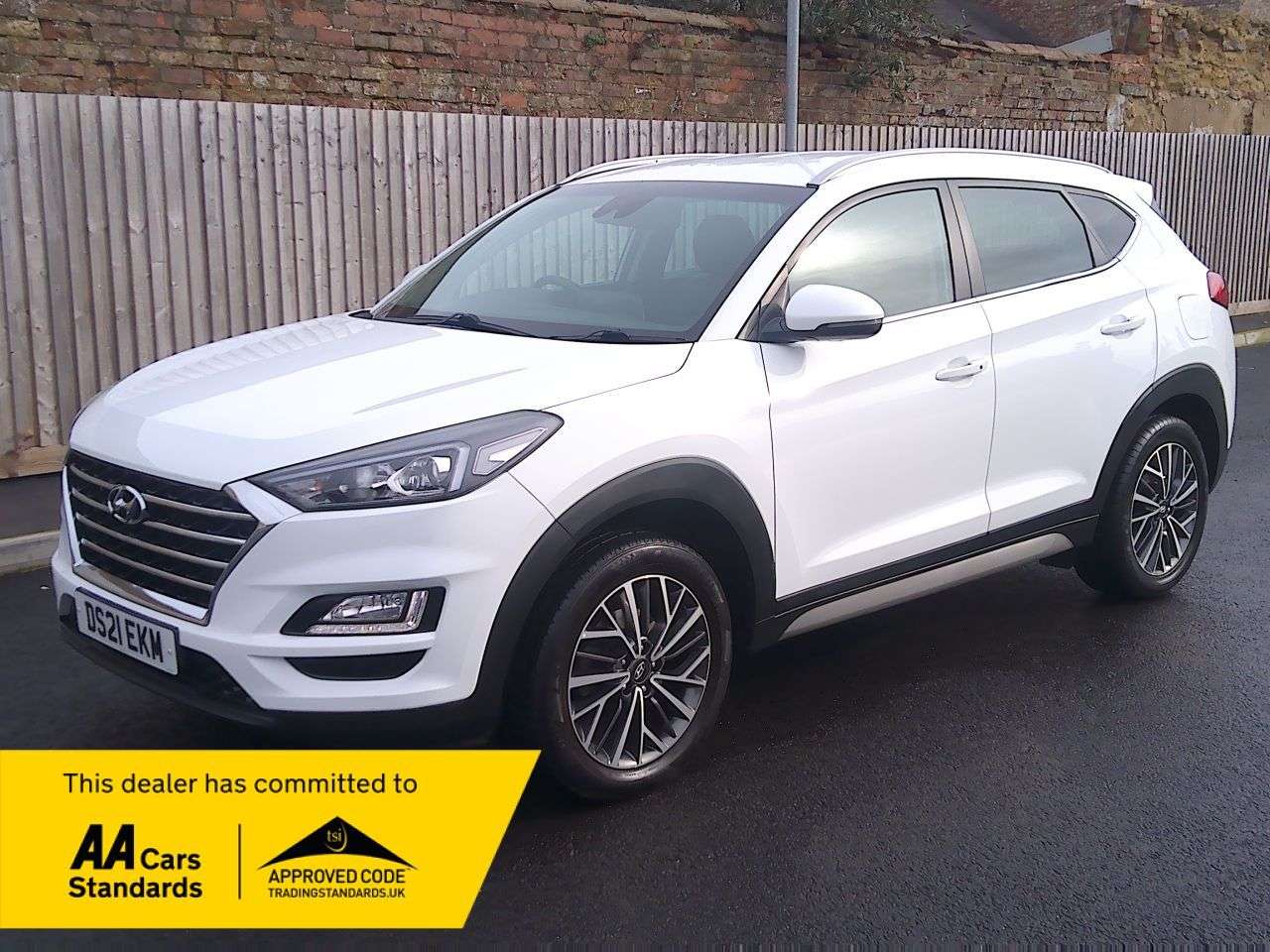 A 2021 HYUNDAI TUCSON 1.6 GDi Premium SUV 5dr Petrol Manual Euro 6 (s/s) (132 ps) FRONT & REAR PA A 2021 HYUNDAI TUCSON 1.6 GDi Premium SUV 5dr Petrol Manual Euro 6 (s/s) (132 ps) FRONT & REAR PA