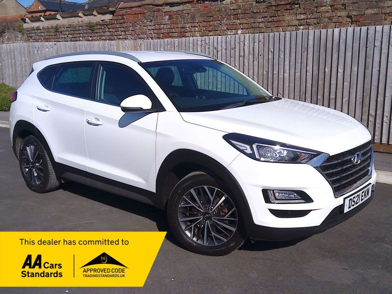 A 2021 HYUNDAI TUCSON 1.6 GDi Premium SUV 5dr Petrol Manual Euro 6 (s/s) (132 ps) FRONT & REAR PA A 2021 HYUNDAI TUCSON 1.6 GDi Premium SUV 5dr Petrol Manual Euro 6 (s/s) (132 ps) FRONT & REAR PA