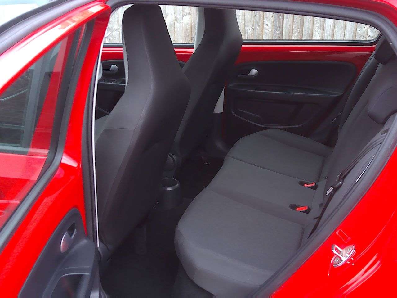 2019 VOLKSWAGEN UP! 2019 VOLKSWAGEN UP!