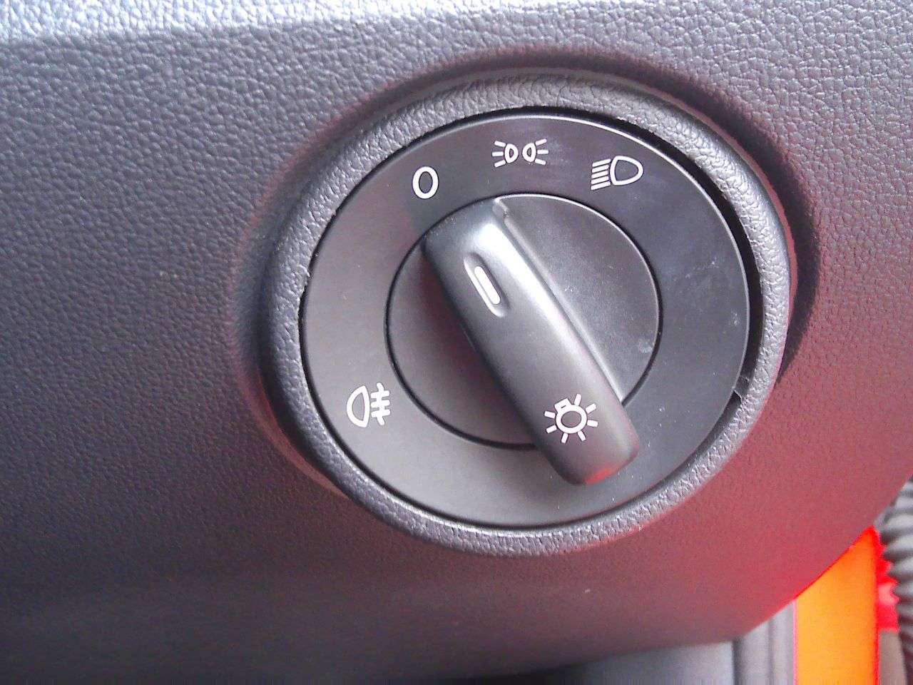 2019 VOLKSWAGEN UP! 2019 VOLKSWAGEN UP!