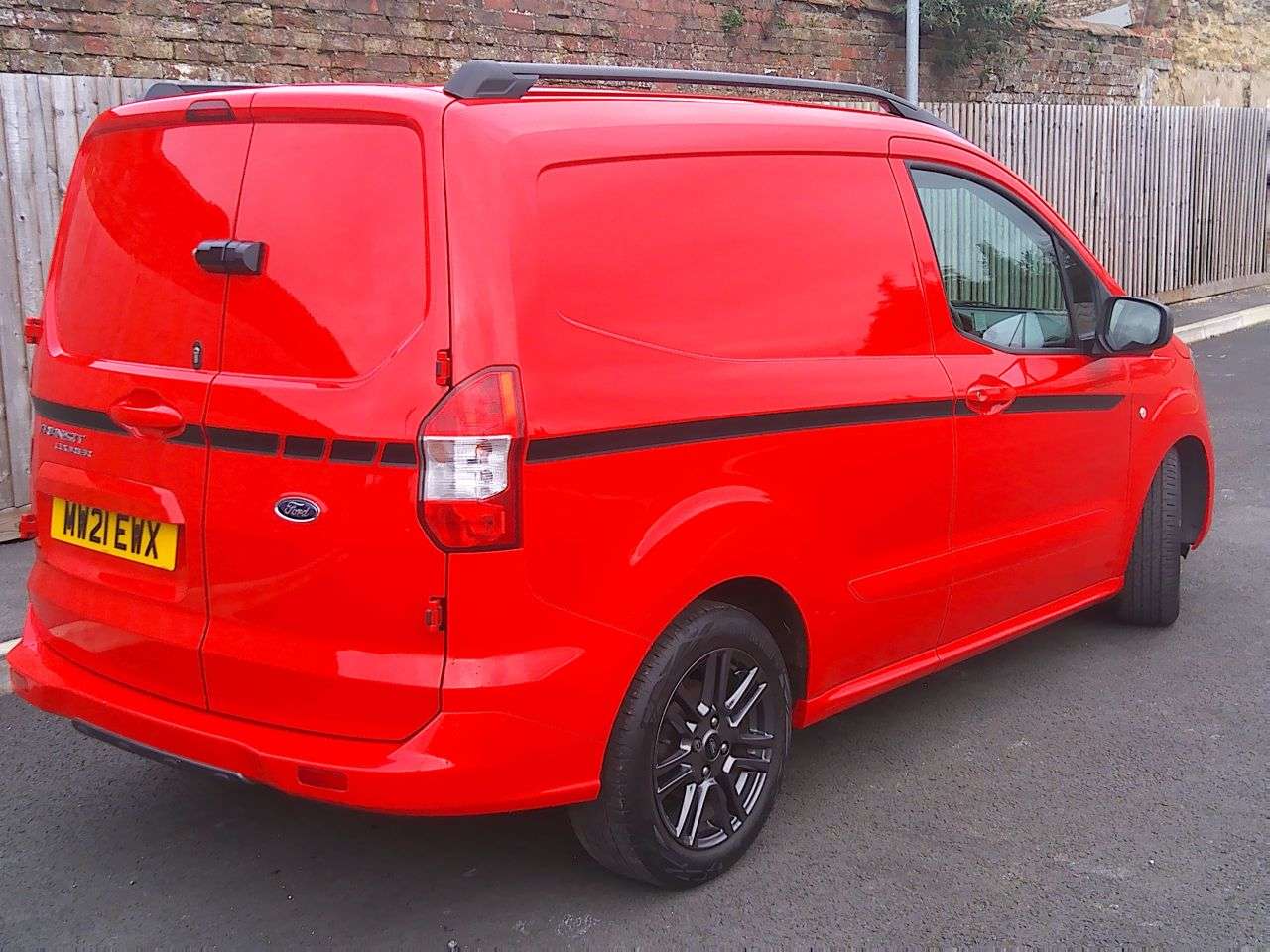 2021 FORD TRANSIT COURIER 2021 FORD TRANSIT COURIER