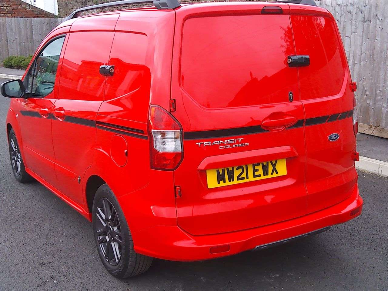 2021 FORD TRANSIT COURIER 2021 FORD TRANSIT COURIER