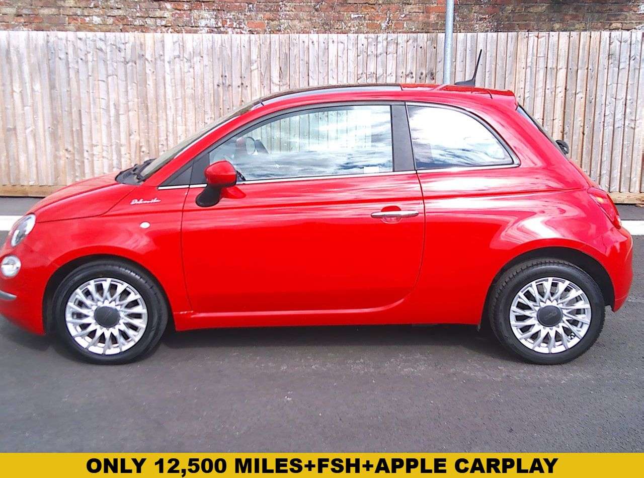 A 2021 FIAT 500 1.0 MHEV Dolcevita Hatchback 3dr Petrol Manual Euro 6 (s/s) (70 bhp) ONLY 1 A 2021 FIAT 500 1.0 MHEV Dolcevita Hatchback 3dr Petrol Manual Euro 6 (s/s) (70 bhp) ONLY 1