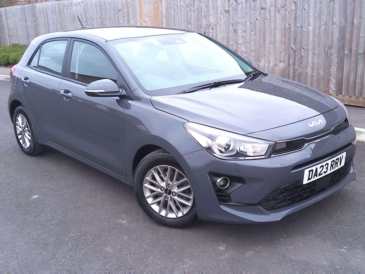 A 2023 KIA RIO 1.2 2 Hatchback 5dr Petrol Manual Euro 6 (s/s) (83 bhp) FURTHER SERVICE+12 A 2023 KIA RIO 1.2 2 Hatchback 5dr Petrol Manual Euro 6 (s/s) (83 bhp) FURTHER SERVICE+12