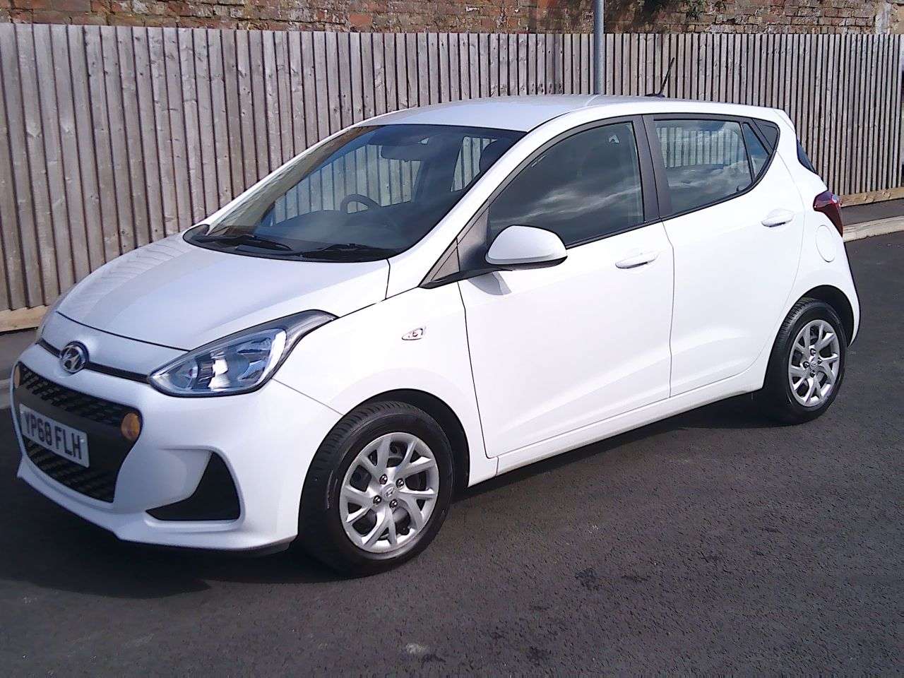 2018 HYUNDAI I10 2018 HYUNDAI I10