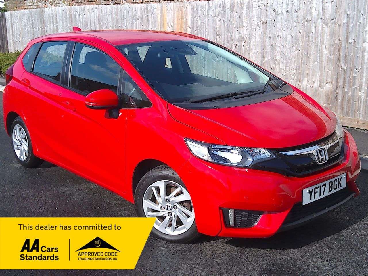 A 2017 HONDA JAZZ 1.3 i-VTEC SE Hatchback 5dr Petrol Manual Euro 6 (s/s) (102 ps) A 2017 HONDA JAZZ 1.3 i-VTEC SE Hatchback 5dr Petrol Manual Euro 6 (s/s) (102 ps)
