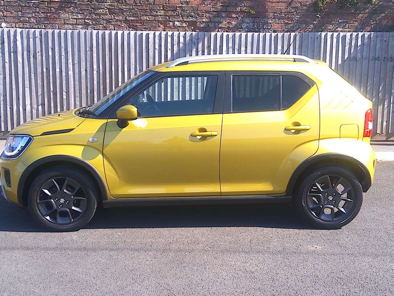 A 2021 SUZUKI IGNIS 1.2 Dualjet MHEV SZ-T Hatchback 5dr Petrol Hybrid CVT Euro 6 (s/s) (83 ps) A 2021 SUZUKI IGNIS 1.2 Dualjet MHEV SZ-T Hatchback 5dr Petrol Hybrid CVT Euro 6 (s/s) (83 ps)