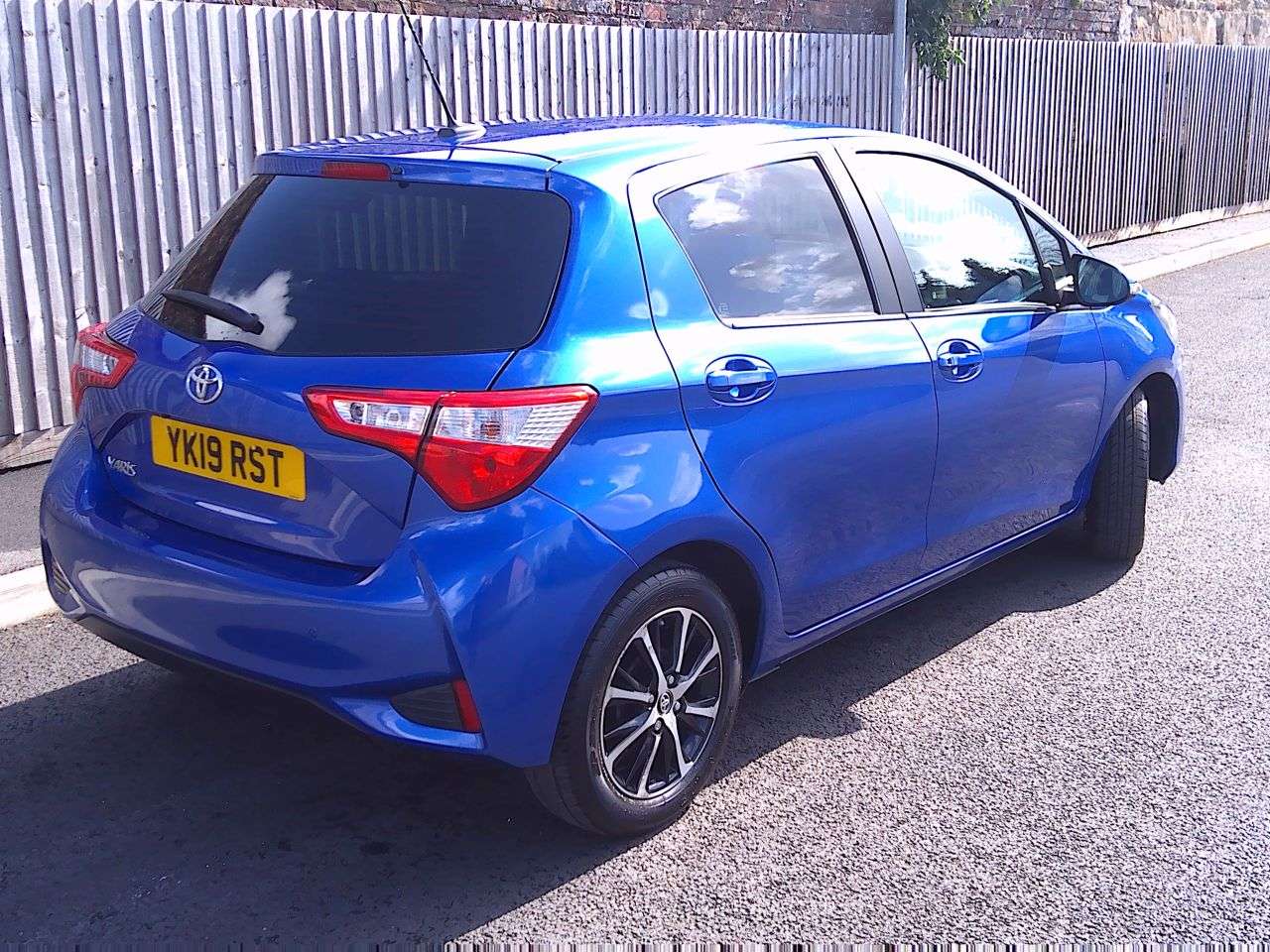 2019 TOYOTA YARIS 2019 TOYOTA YARIS