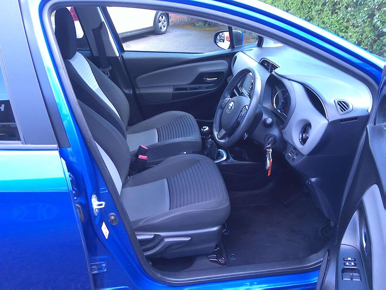 2019 TOYOTA YARIS 2019 TOYOTA YARIS