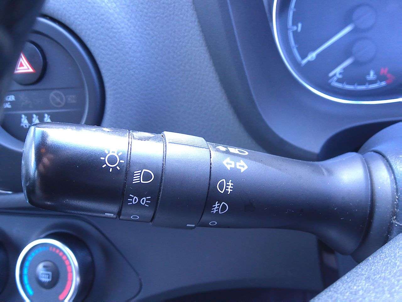 2019 TOYOTA YARIS 2019 TOYOTA YARIS