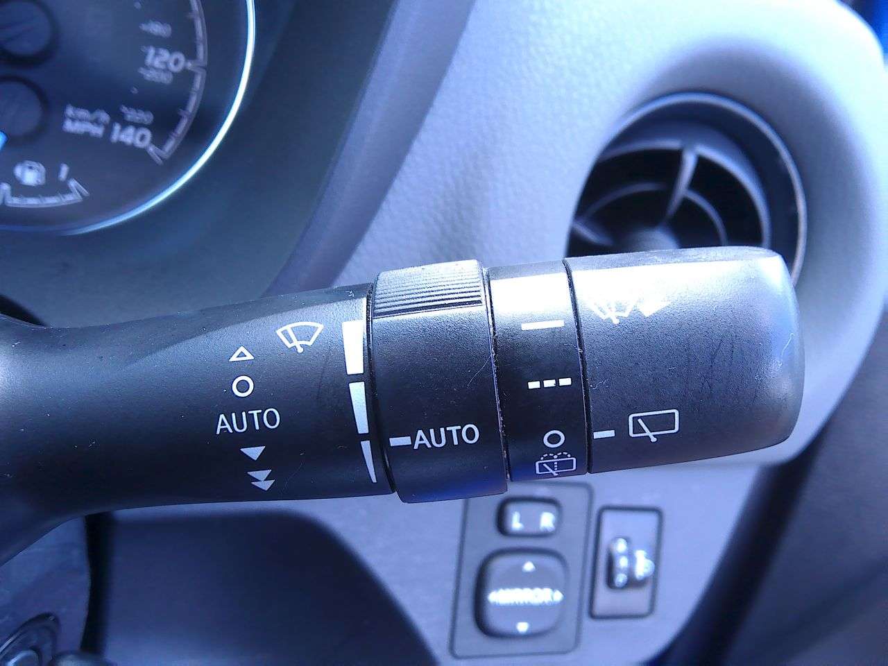 2019 TOYOTA YARIS 2019 TOYOTA YARIS