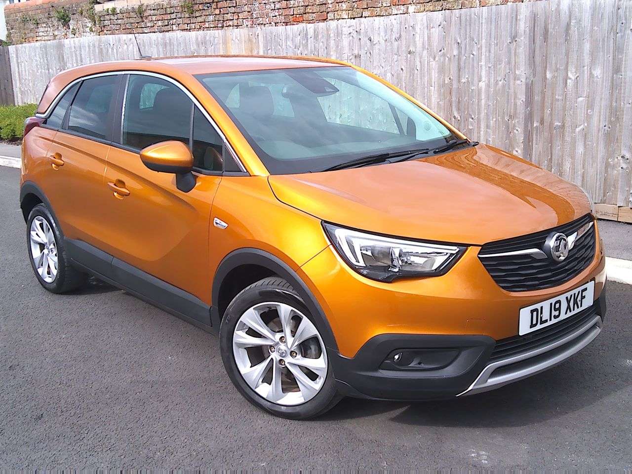 A 2019 VAUXHALL CROSSLAND X 1.2 Turbo GPF Tech Line Nav SUV 5dr Petrol Manual Euro 6 (s/s) (130 ps) SER A 2019 VAUXHALL CROSSLAND X 1.2 Turbo GPF Tech Line Nav SUV 5dr Petrol Manual Euro 6 (s/s) (130 ps) SER
