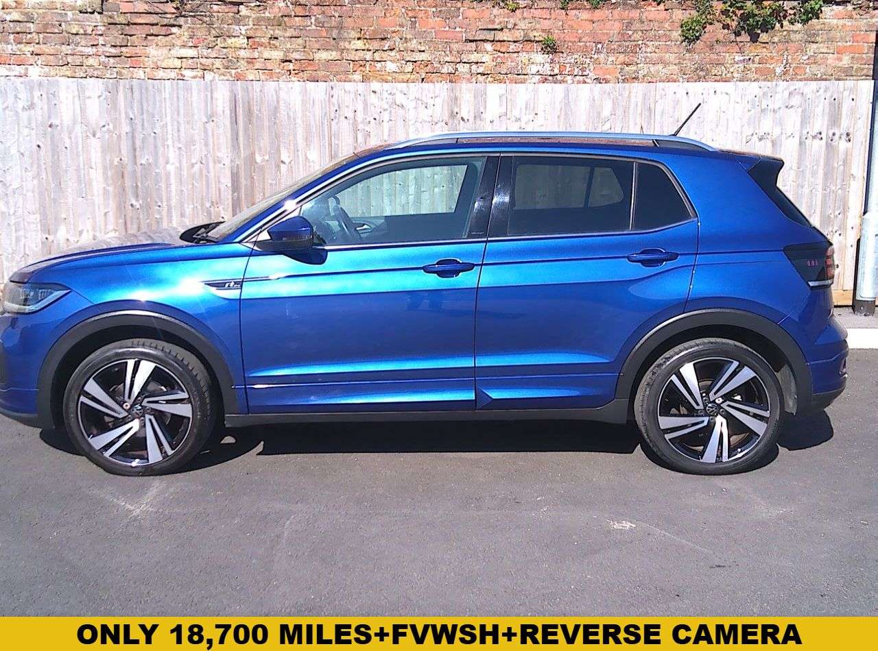 A 2023 VOLKSWAGEN T-CROSS 1.0 TSI R-Line SUV 5dr Petrol Manual Euro 6 (s/s) (110 ps) FVWSH+CRUISE+CLI A 2023 VOLKSWAGEN T-CROSS 1.0 TSI R-Line SUV 5dr Petrol Manual Euro 6 (s/s) (110 ps) FVWSH+CRUISE+CLI