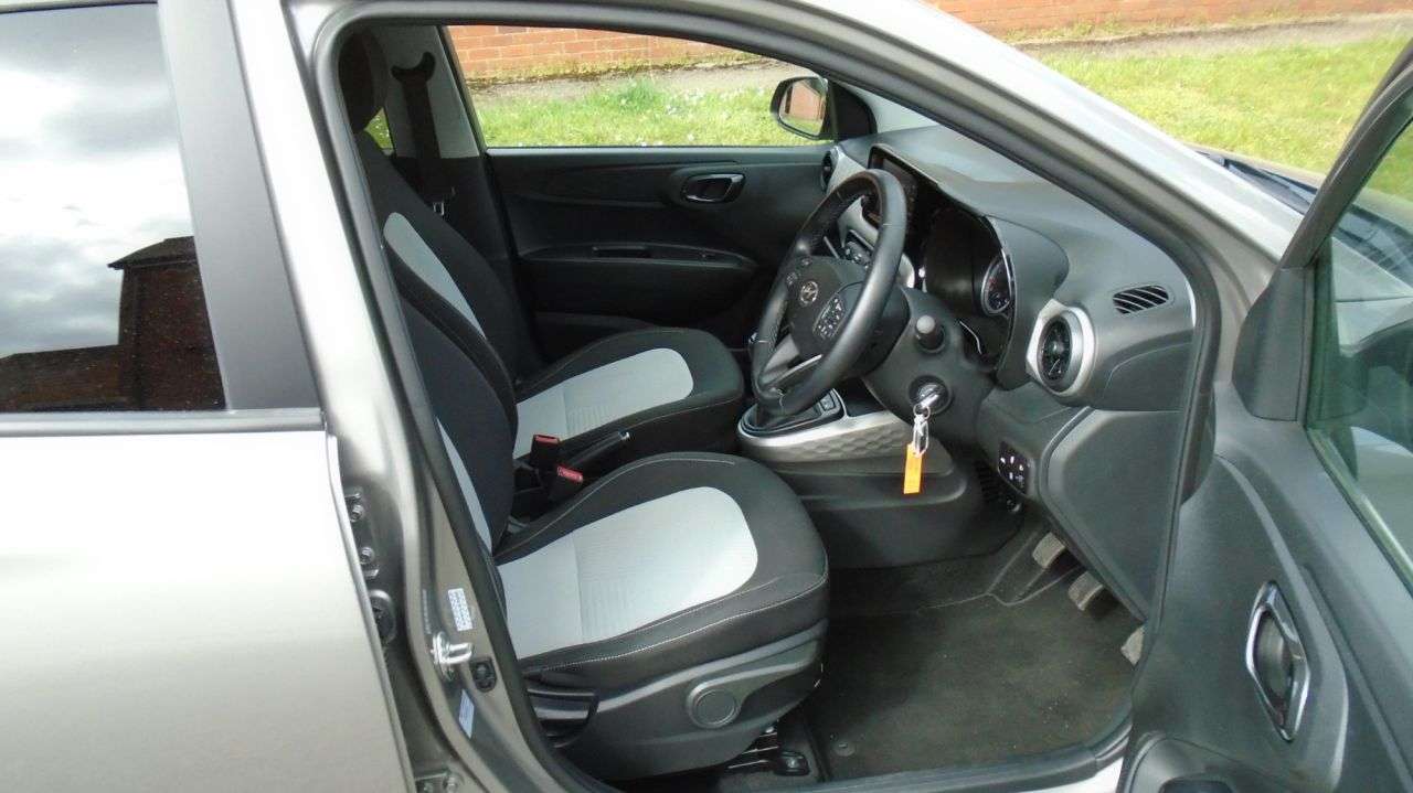 2021 HYUNDAI I10 2021 HYUNDAI I10