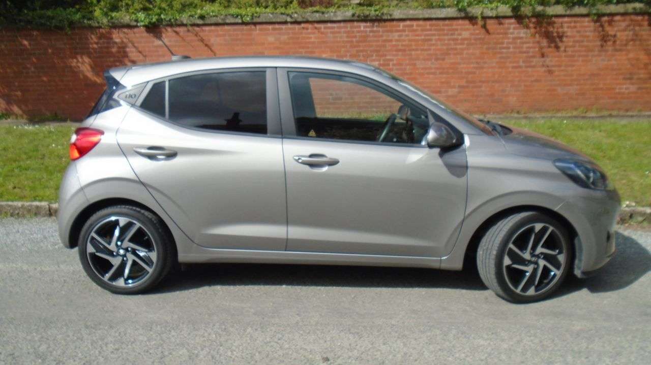 2021 HYUNDAI I10 2021 HYUNDAI I10